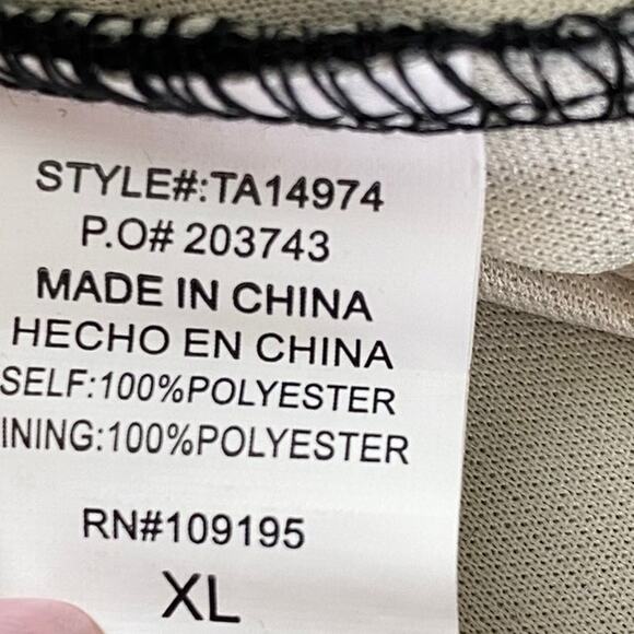 It Girl Off The Shoulder Lace Top Women XL Black Floral Mesh‎ Whimsigoth Witchy - Picture 6 of 11